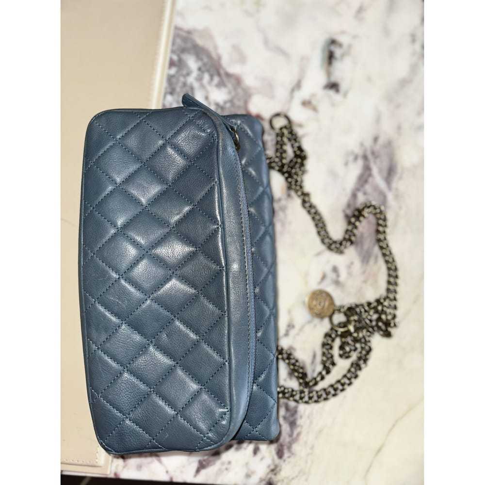 Chanel Leather crossbody bag - image 8