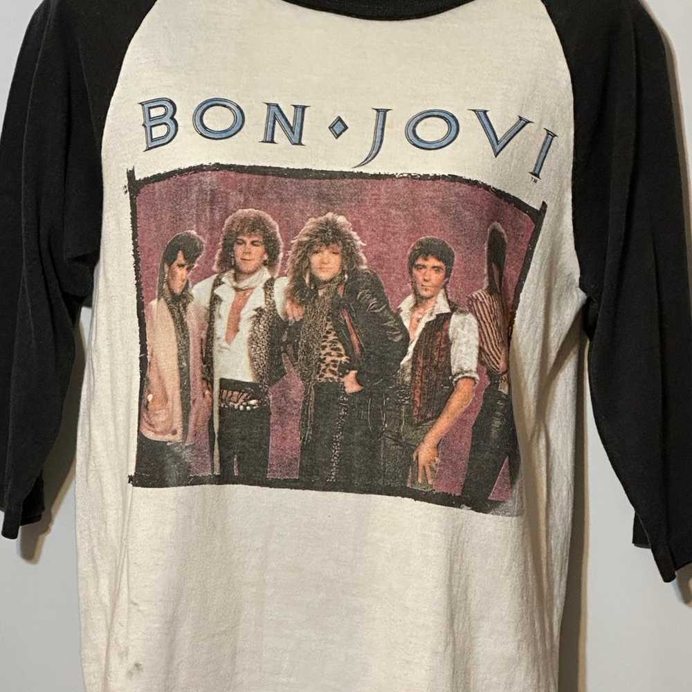 Vintage Bon Jovi 7800* Fahrenheit 1985 USA concer… - image 1