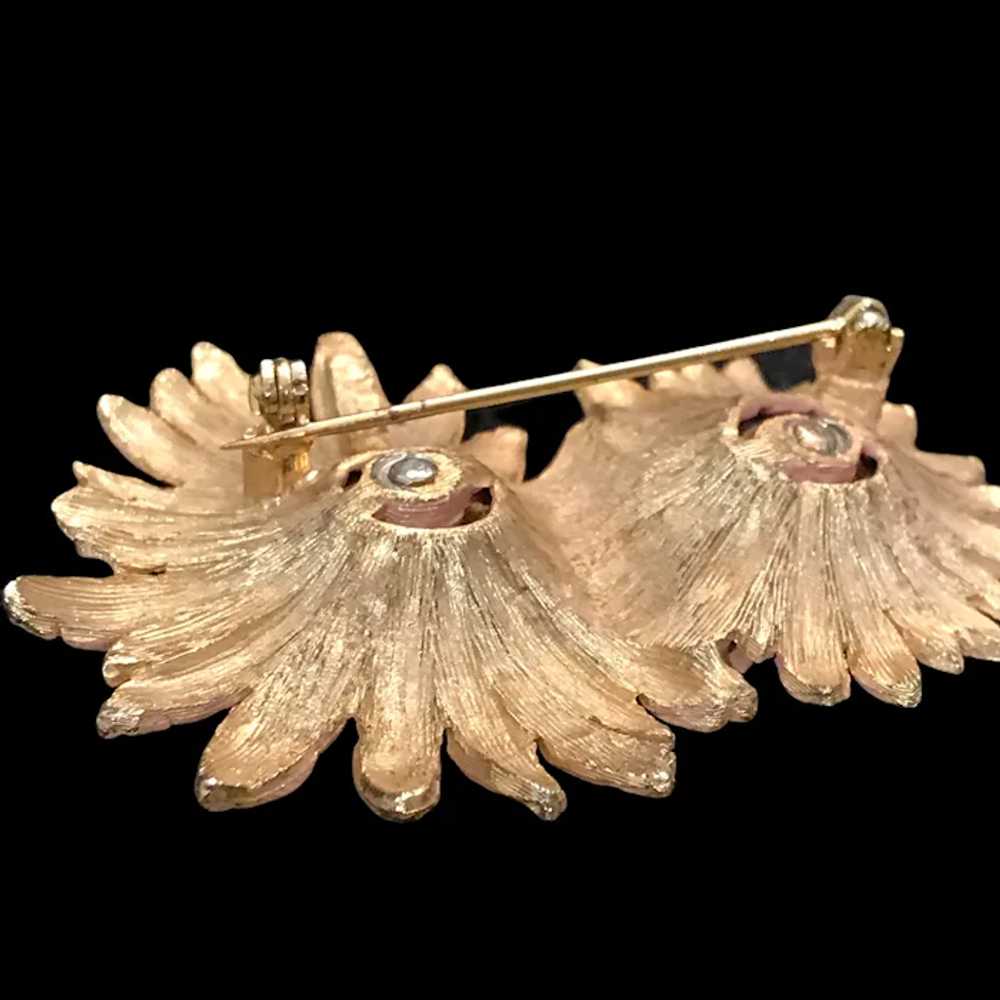 Pink Daisies Brooch, Ledo 1961 - image 5