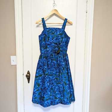 Vintage 1950's 1960's Blue Floral Taffeta Fit and 