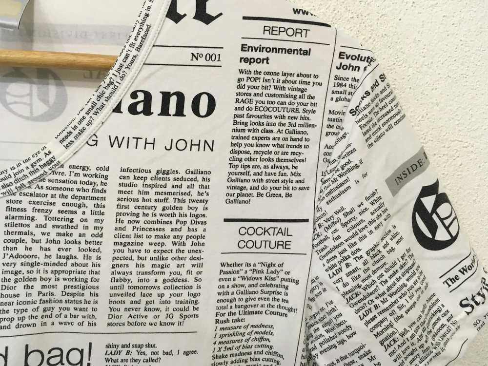 John Galliano 🔥JOHN GALLIANO over print tees des… - image 5