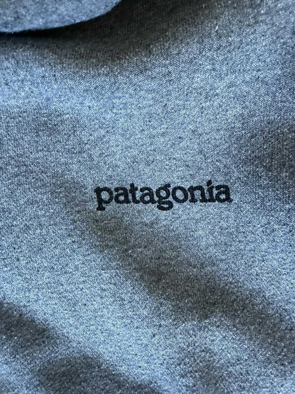 Patagonia Patagonia hoodie size small - image 3