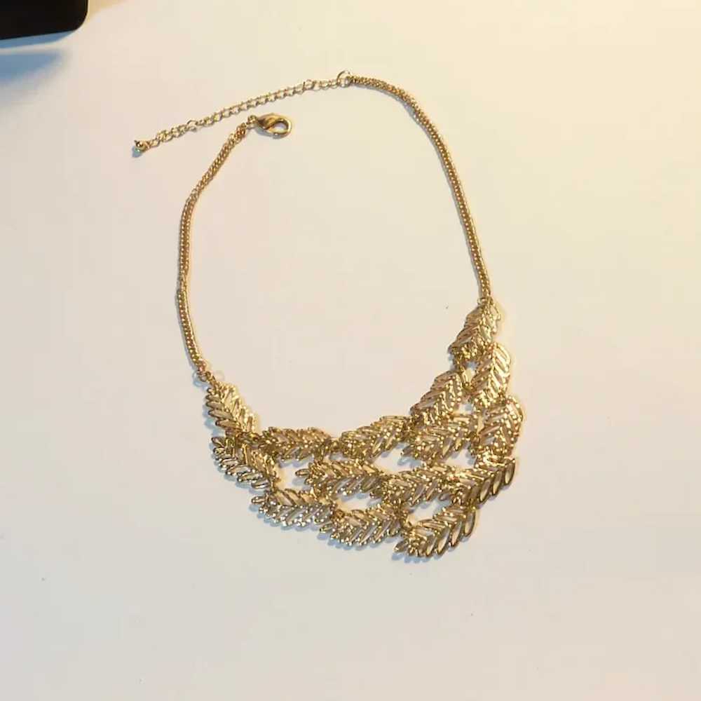 Gold Tone Leaf Necklace - image 3