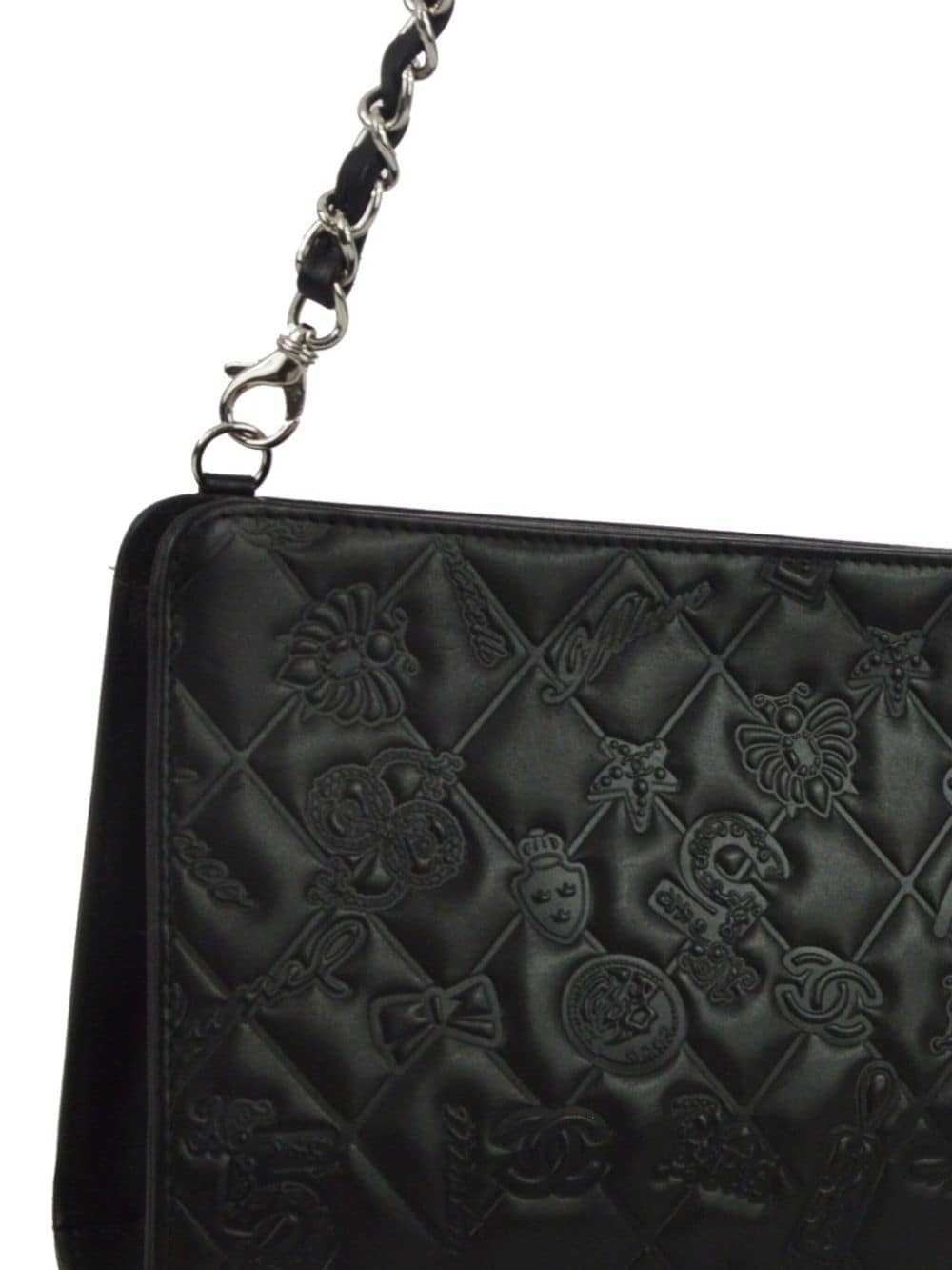 CHANEL Pre-Owned 2010 Icon Chain handbag - Black - image 3