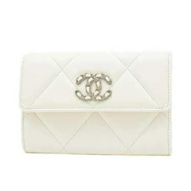 Chanel CHANEL19 Matelasse Flap Wallet Medium Bifo… - image 1