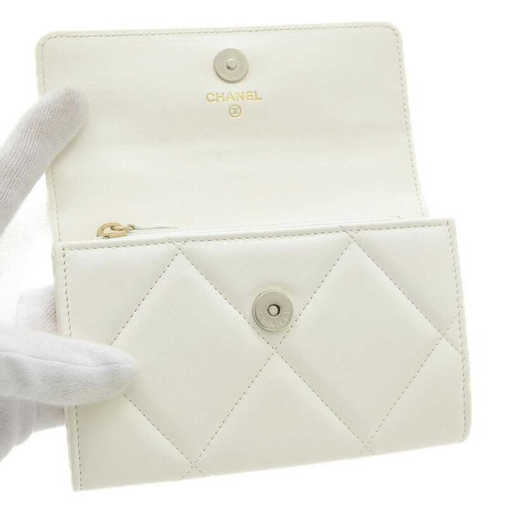 Chanel CHANEL19 Matelasse Flap Wallet Medium Bifo… - image 4