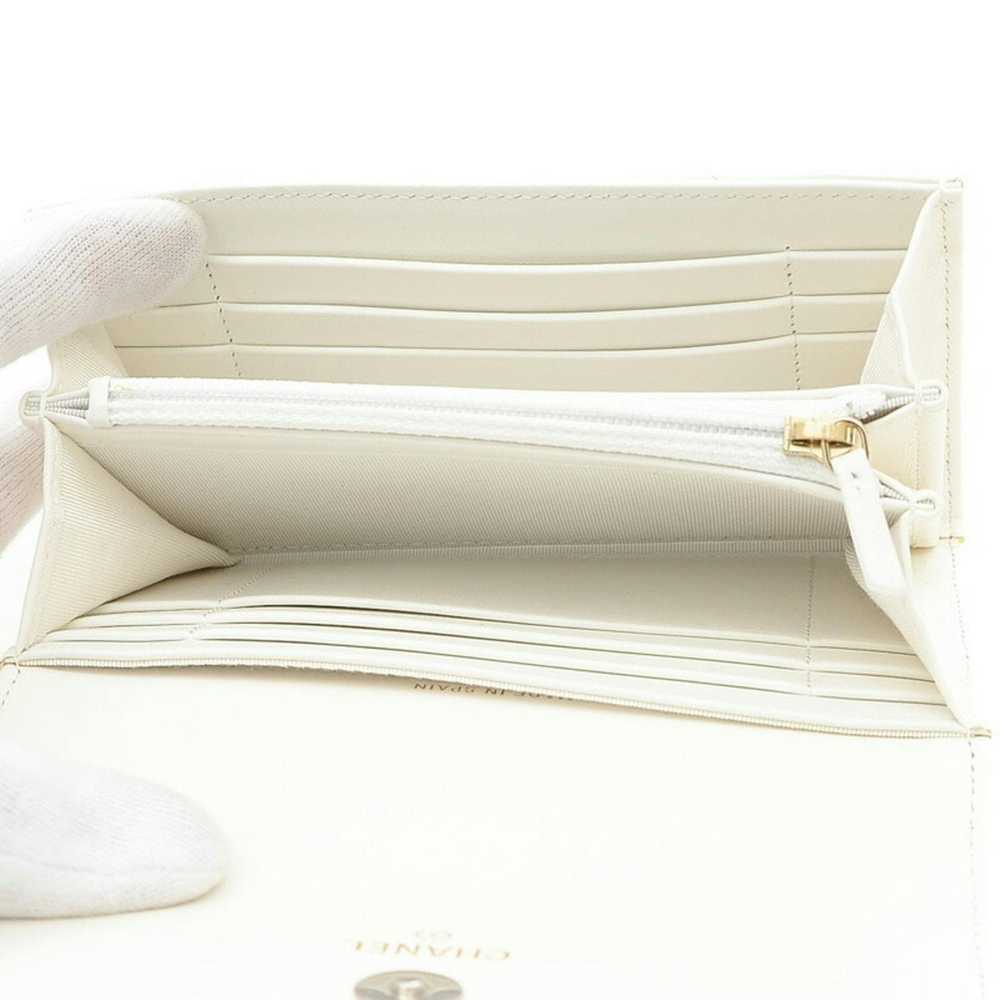 Chanel CHANEL19 Matelasse Flap Wallet Medium Bifo… - image 6
