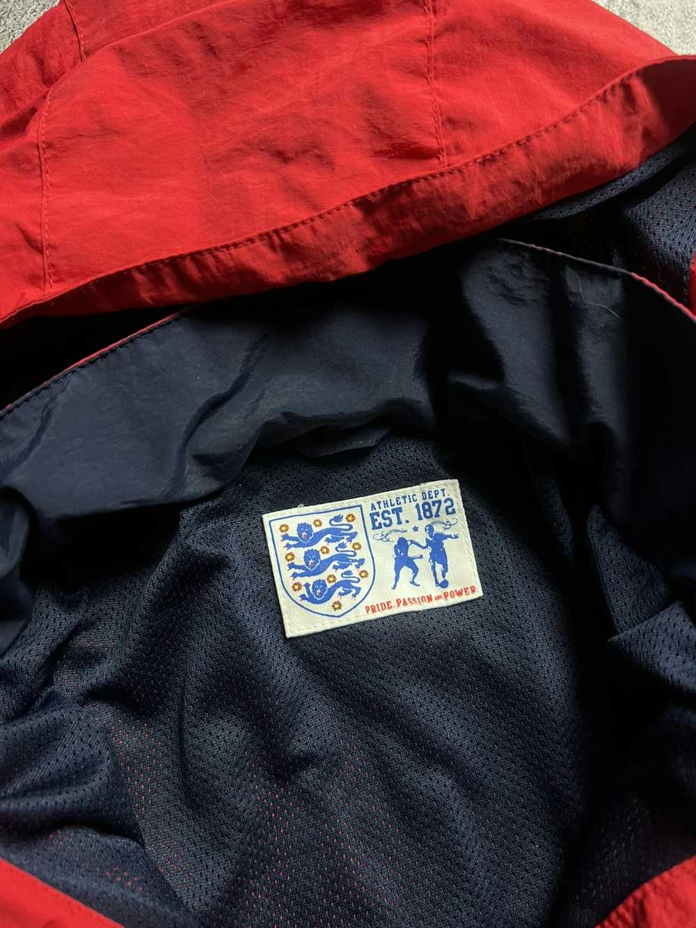 Soccer Jersey × Streetwear × Vintage Y2K England … - image 4