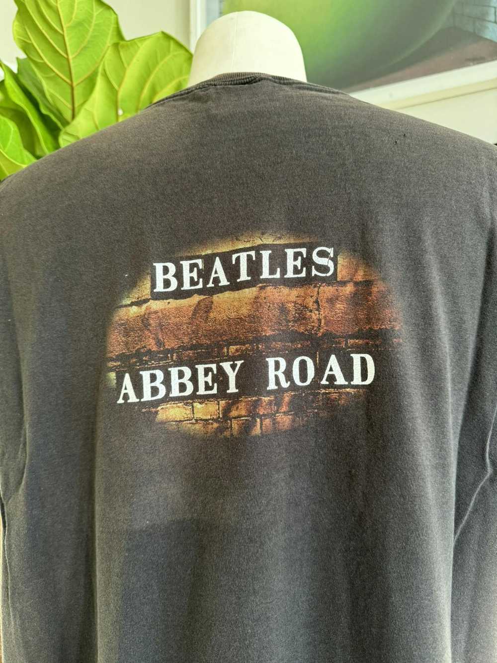 Band Tees × Vintage Vintage 1999 The Beatles "Abb… - image 11