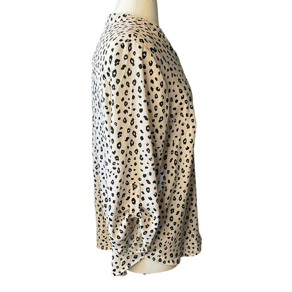 Other Lush Leopard Print Roll Tab 3/4 Length Slee… - image 6