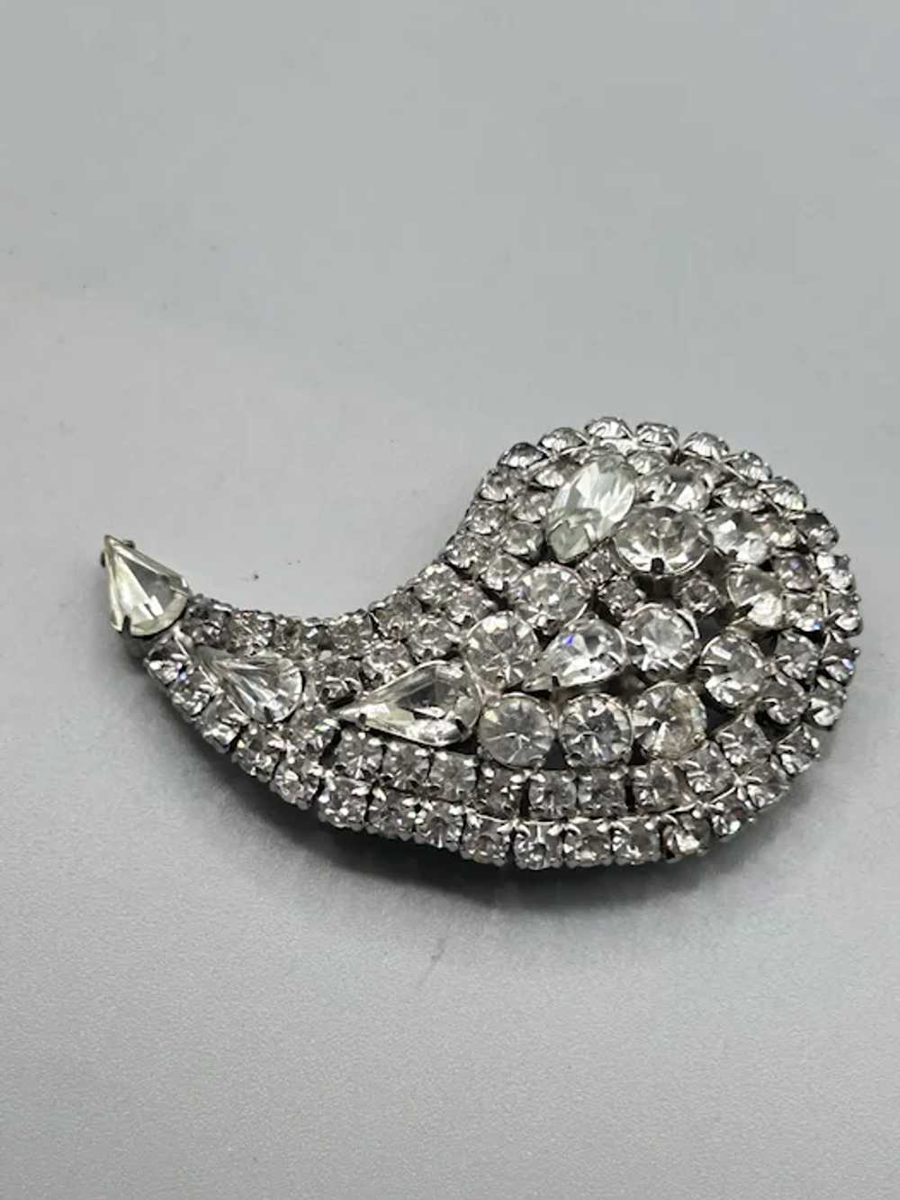 Vintage Paisley Pin Clear Rhinestones Silver Tone… - image 3