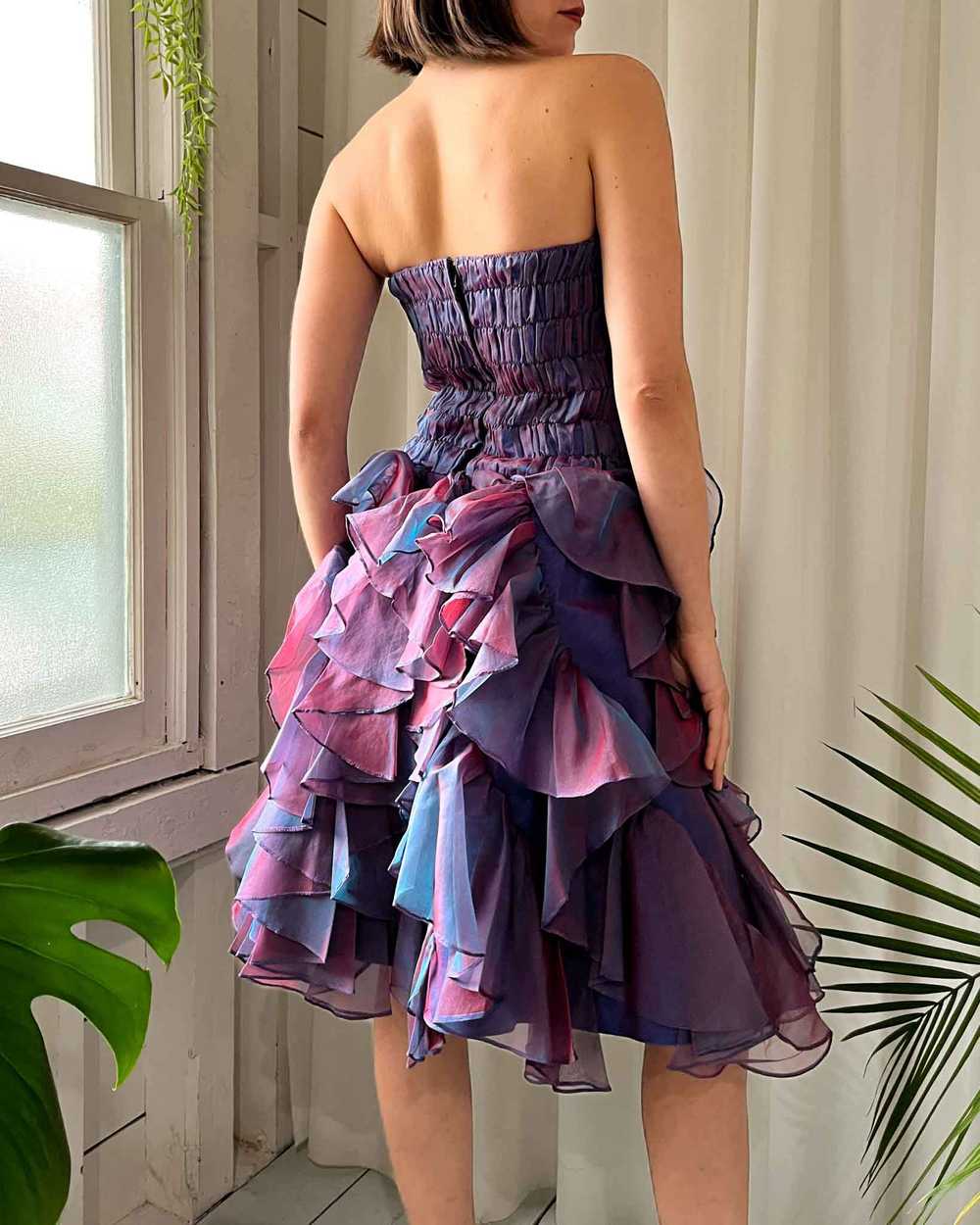 80s Iridescent Ruffled Strapless Dress - image 5