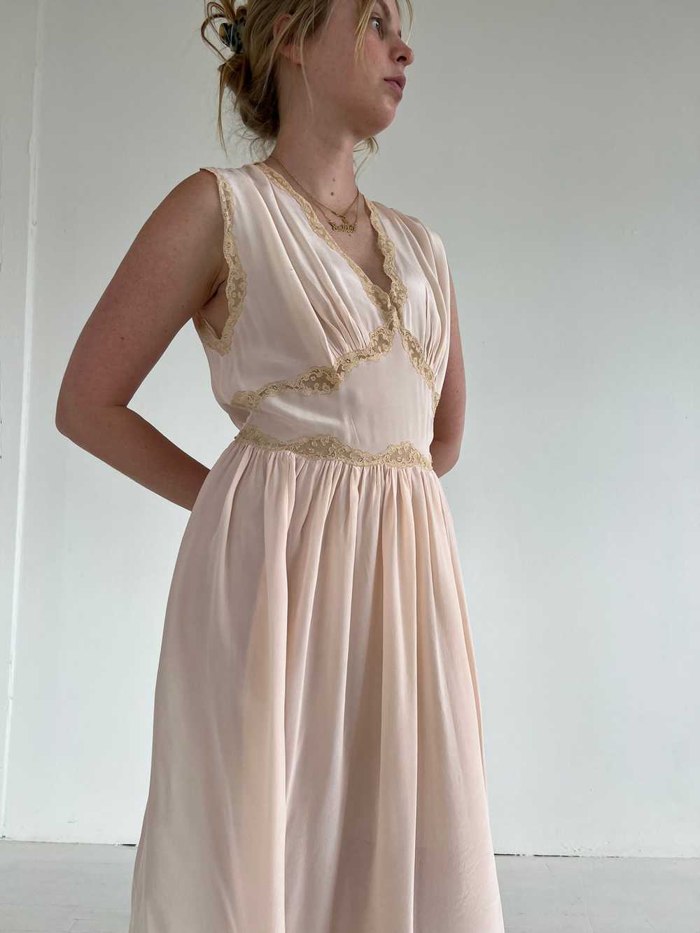 1930's Pale Pink Silk Slip Dress with Cream Lace - image 3