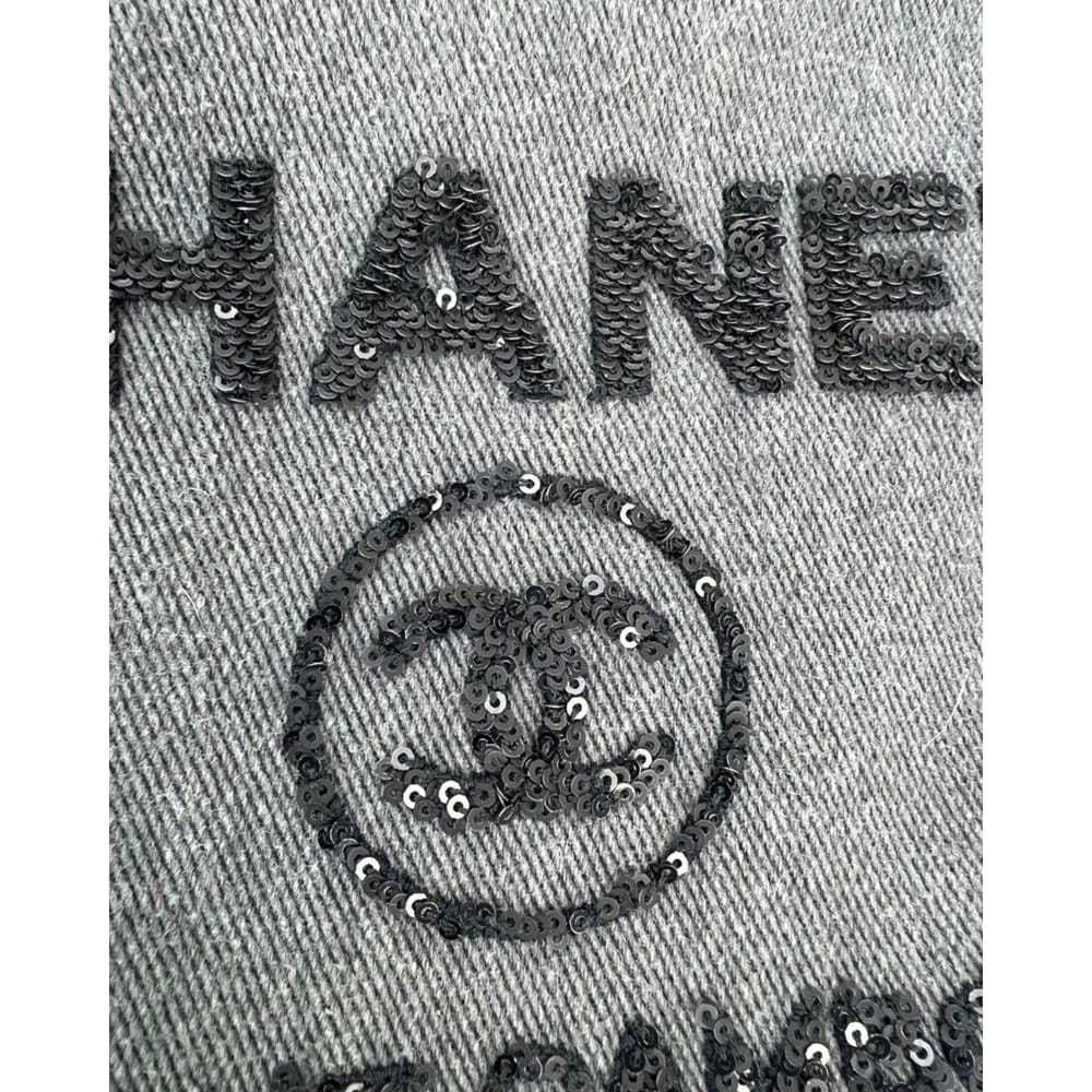 Chanel Handbag - image 8