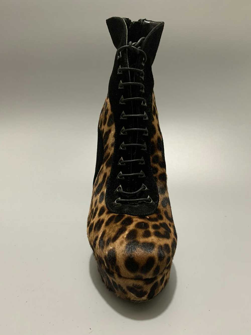 Alaia Alaia Rare Safari Leopard Fur Leather Heels - image 4