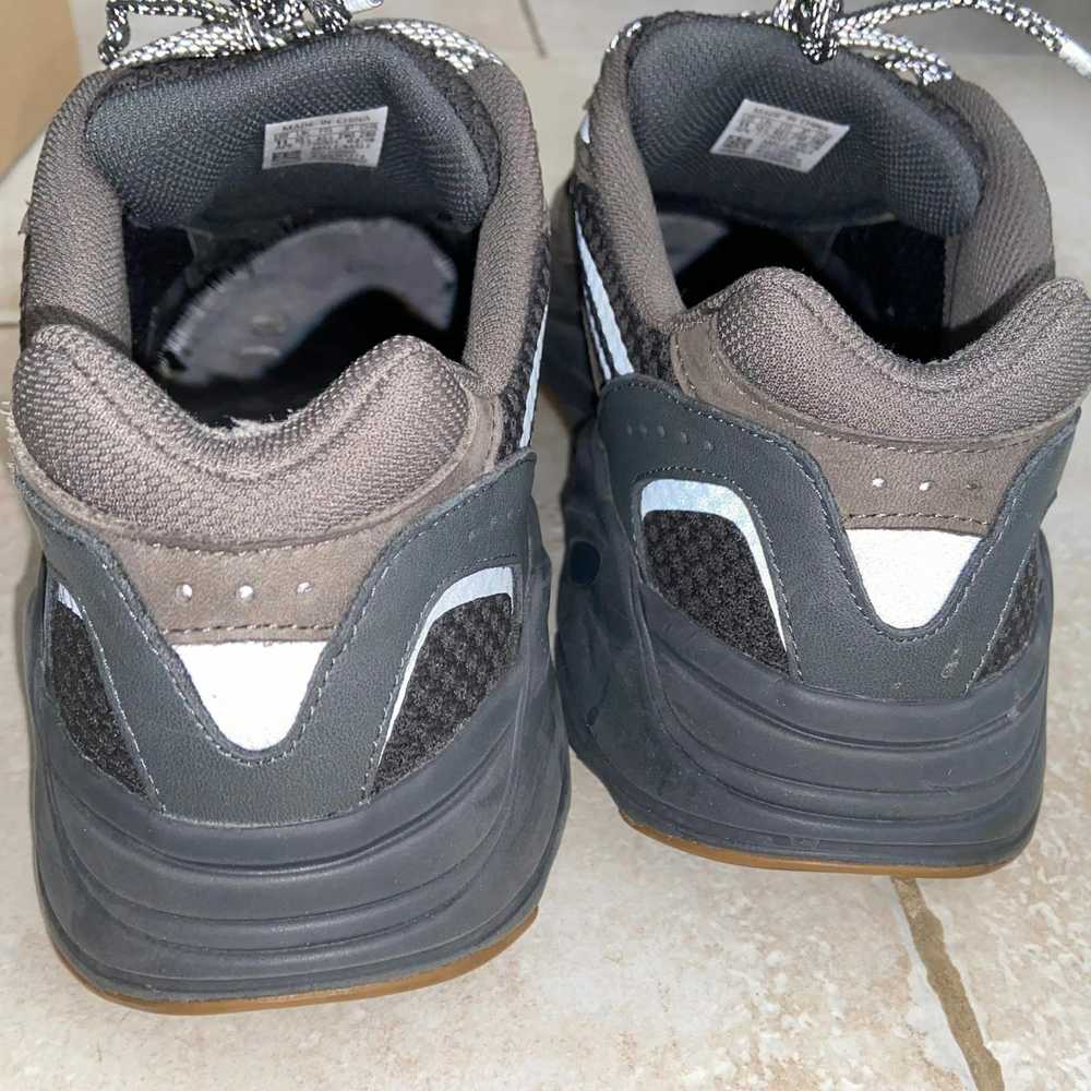 Adidas × Yeezy Season ADIDAS - YEEZY BOOST 700 V2… - image 6