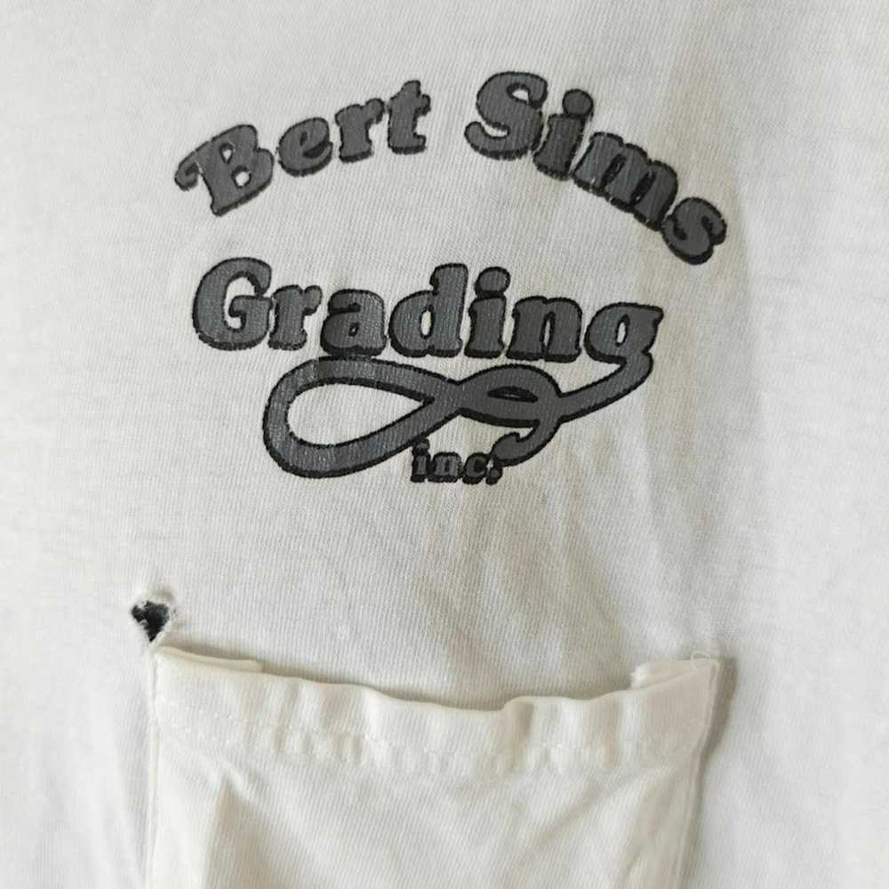 Vintage Vintage Bert Sims Grading T Shirt Mens Si… - image 3