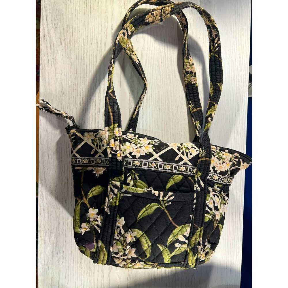 Retired Vera Bradley Abby Island Blooms satchel... - Depop