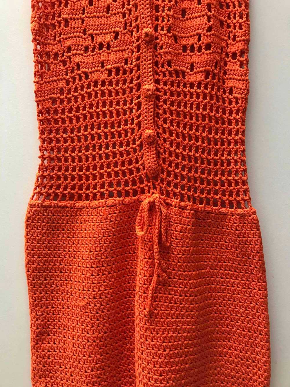 Robe en crochet - Robe en crochet orange avec lie… - image 2