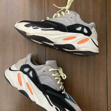Yeezy 700 Wave Runner Size 9 no box - image 1