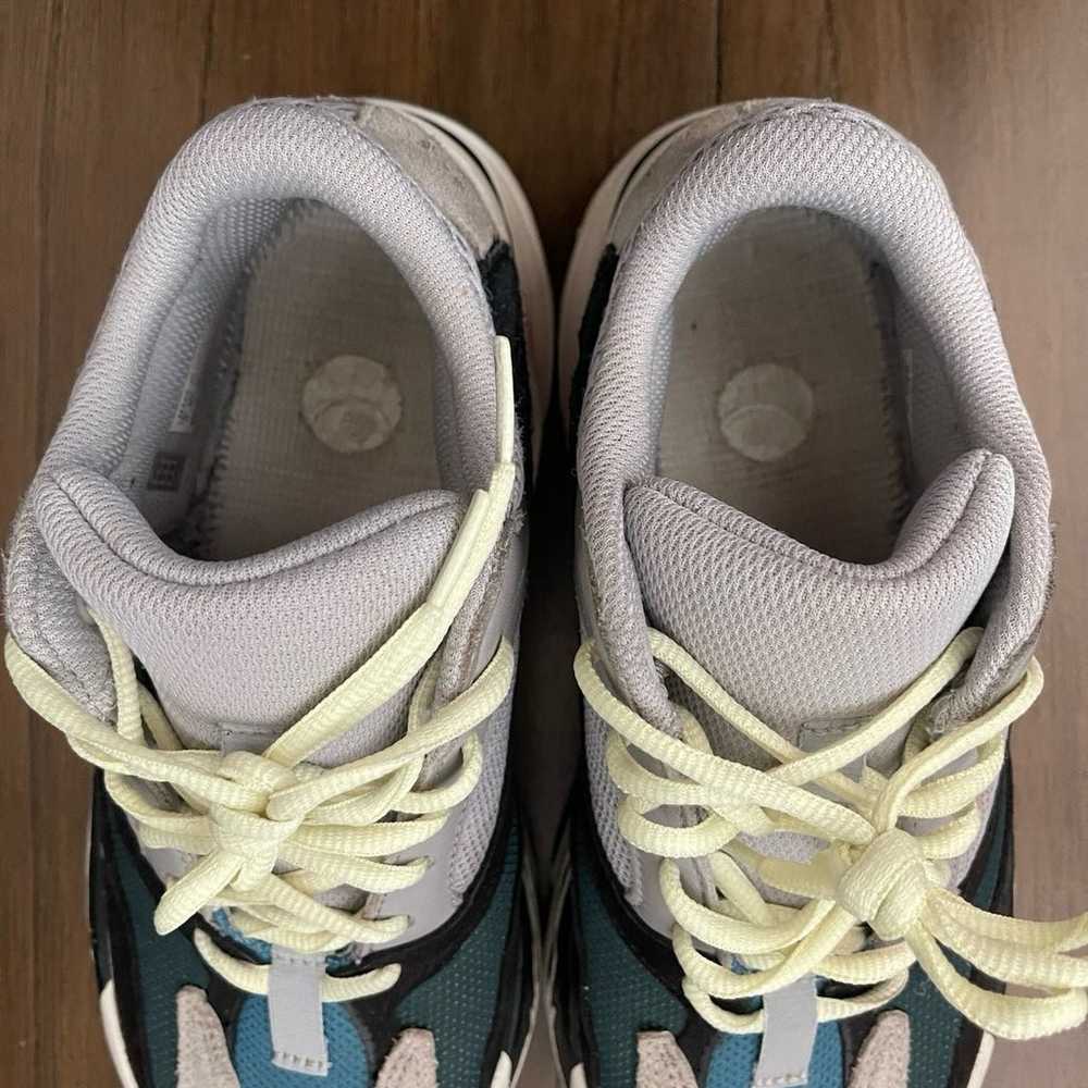 Yeezy 700 Wave Runner Size 9 no box - image 3