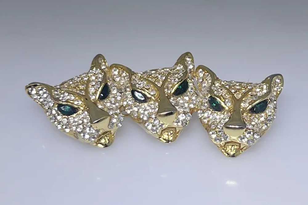 Butler Wilson signed crystal panther head brooch,… - image 4