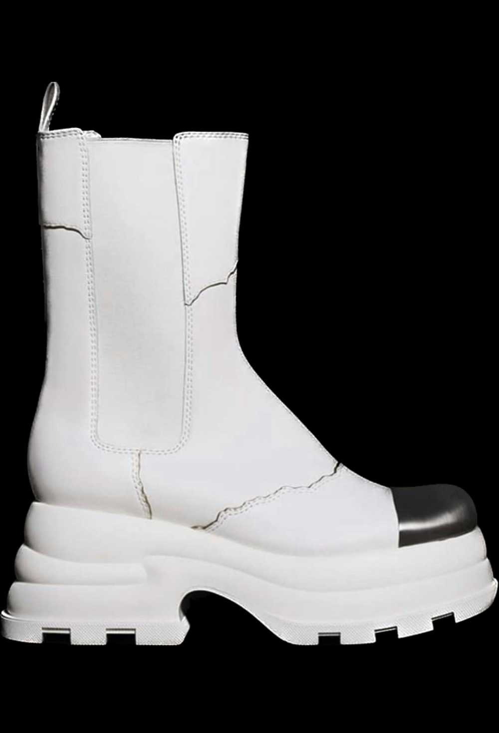 Both × Designer White Boots Leather Chelsea Boots… - image 1