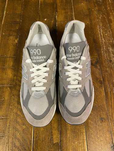 New Balance M990GR2 “Kith Classics Grey”