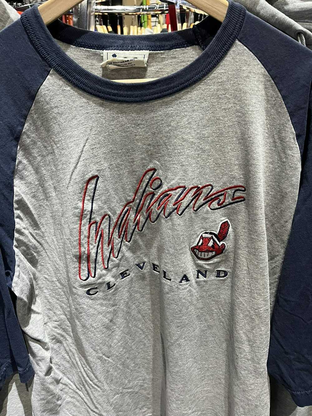 MLB × Streetwear × Vintage Vintage 90s Cleveland … - image 3