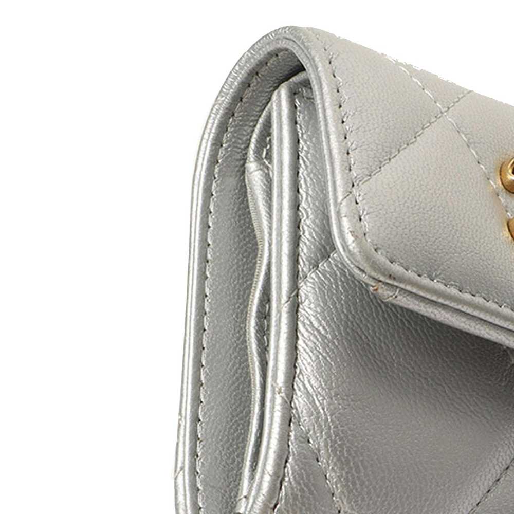 Chanel CHANEL Lambskin 19 Flap Trifold Wallet Sma… - image 7