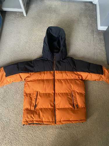 Zara Black and orange puffer jacket | XL