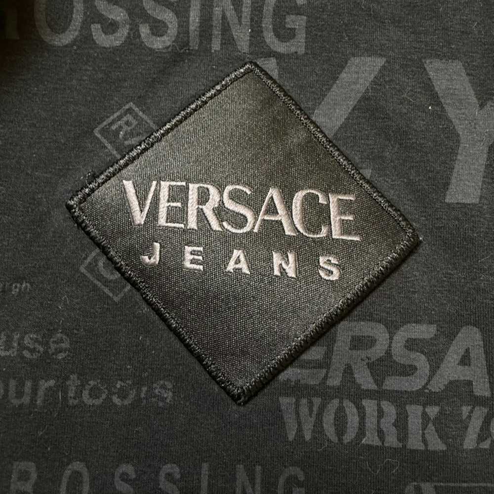 Luxury × Versace Vintage long sleeve t-shirt Vers… - image 4