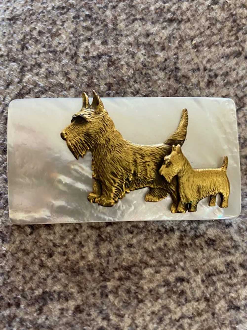 Unusual Scottie Dogs on Mother of Pearl Brooch / … - image 3