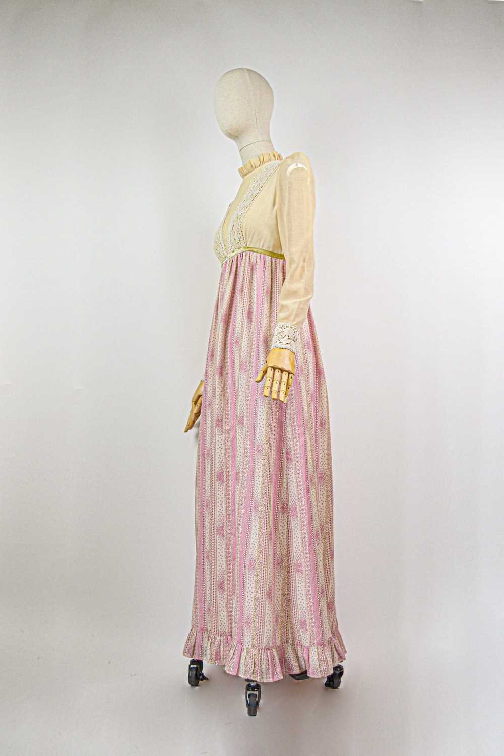 QUAINT - 1970s Vintage Angela Gore Prairie Dress … - image 6