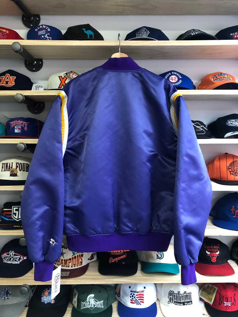 Vintage Starter Los Angeles Lakers Satin Jacket S… - image 6
