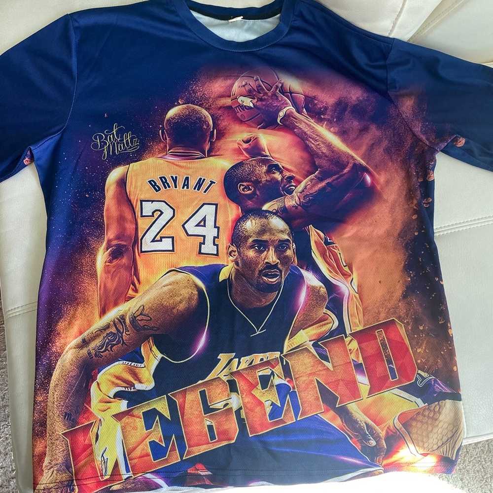 Vintage Kobe Bryant shirt extremely rare - image 1
