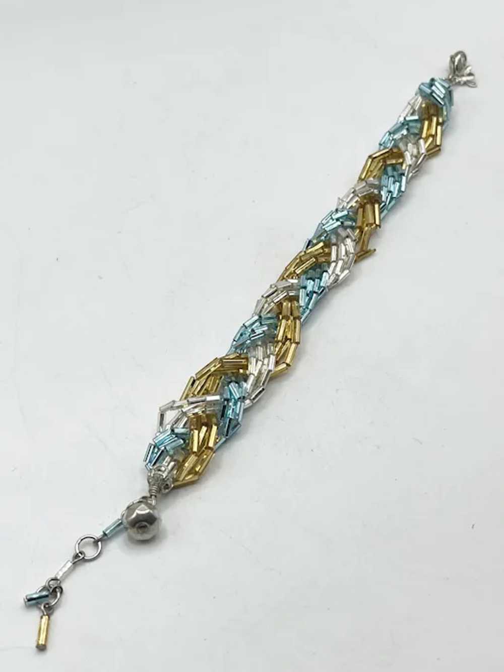 Vintage beaded blue and gold braided bracelet - image 4