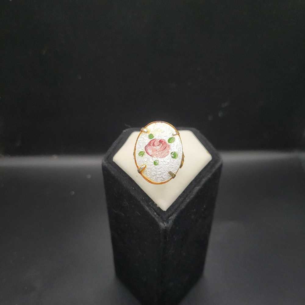Vintage enamel and filigree goldtone rose ring si… - image 3
