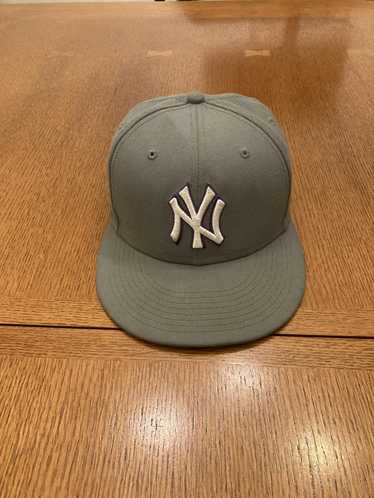 New Era × Streetwear × Vintage Yankees hat