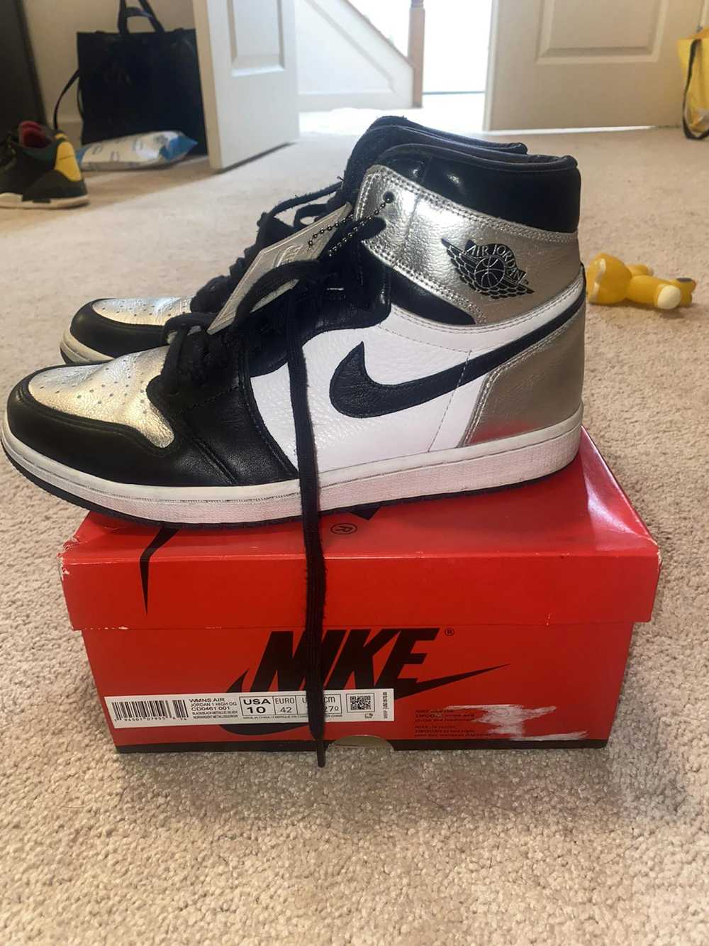 Jordan Brand × Nike Silver Toe Jordan 1s - image 3