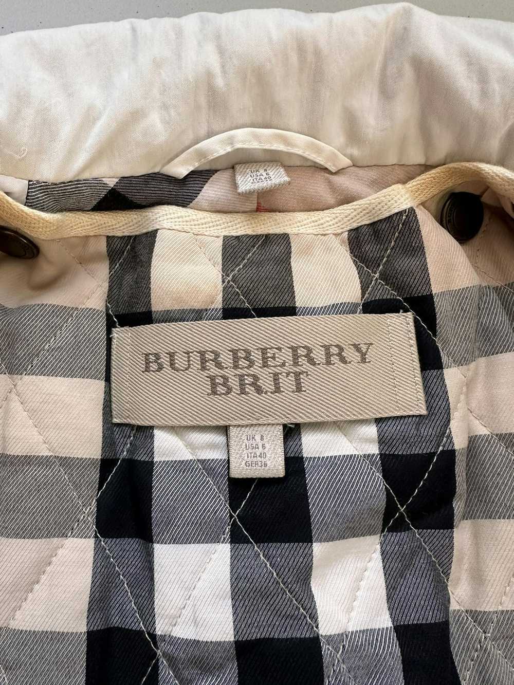 Avant Garde × Burberry × Streetwear Burberry Brit… - image 9