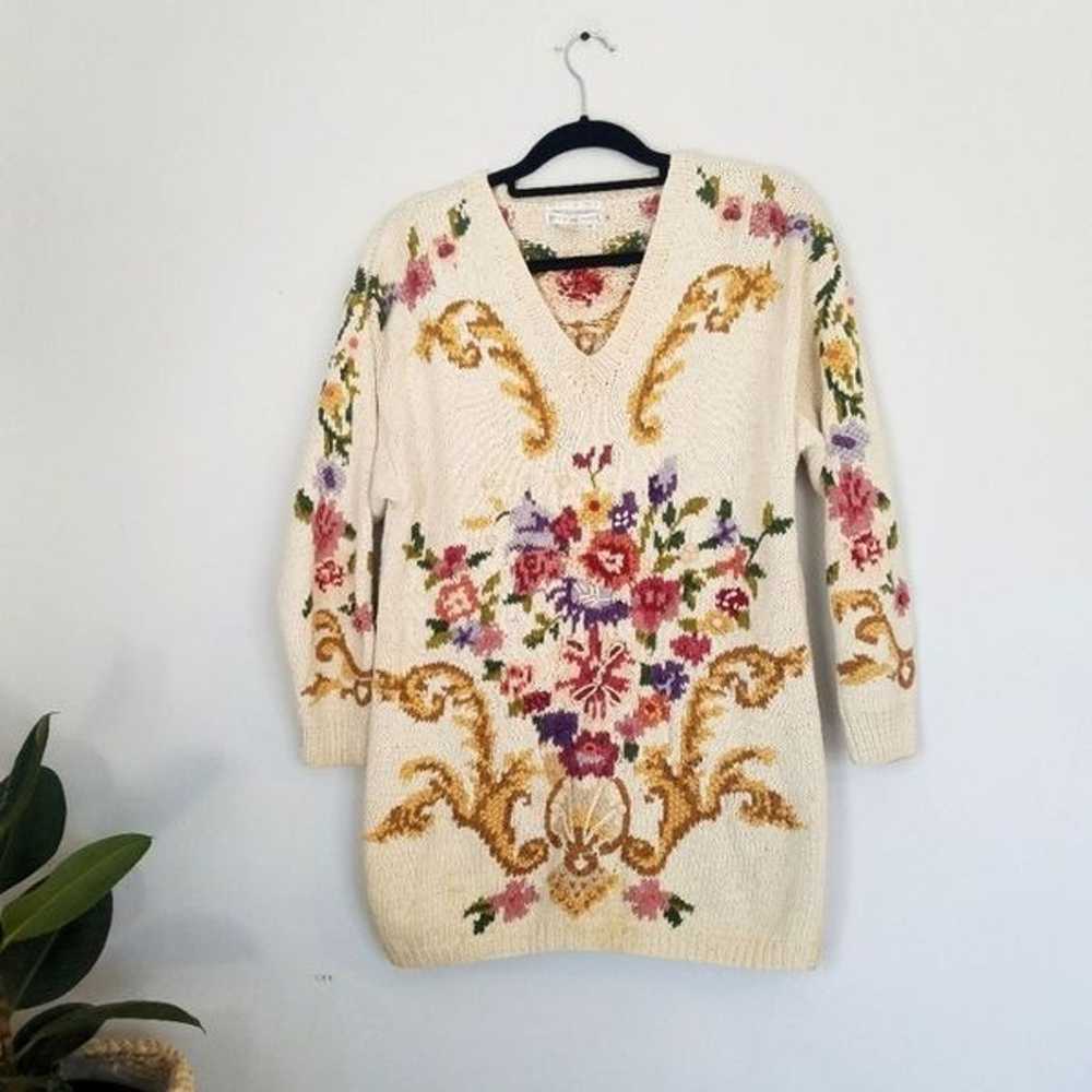 Vintage Jennifer Reed Hand Knitted Floral Oversiz… - image 1
