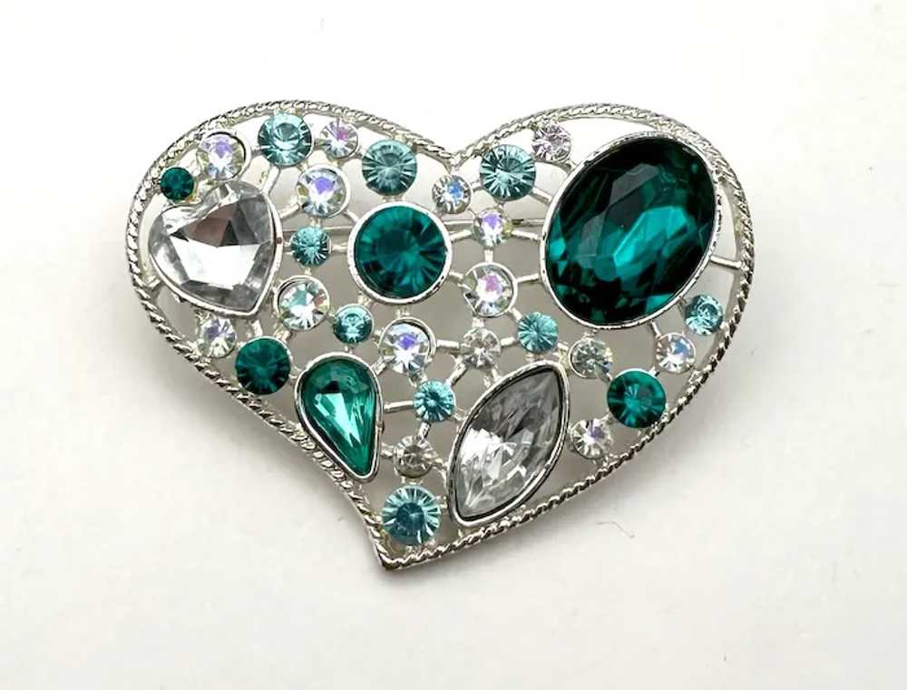 Silvertone Open Designed Heart Brooch with Pretty… - image 9