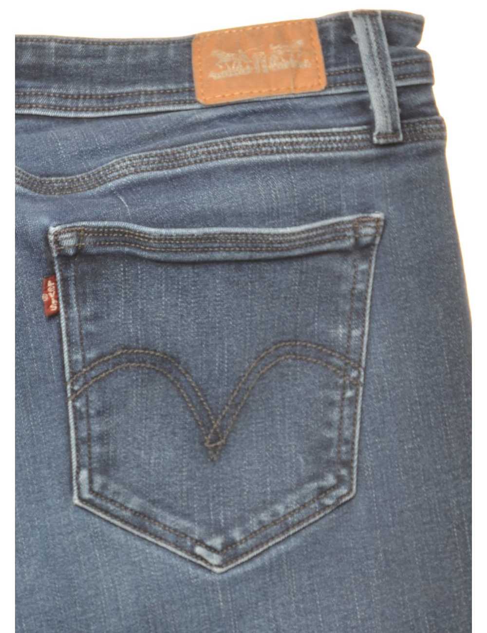 Boot Cut Indigo Levi's Jeans - W32 L28 - image 4