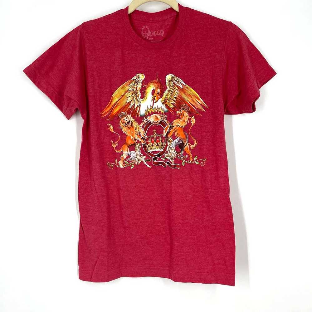 Queen Red Band Tee Size XS NWOT - image 1