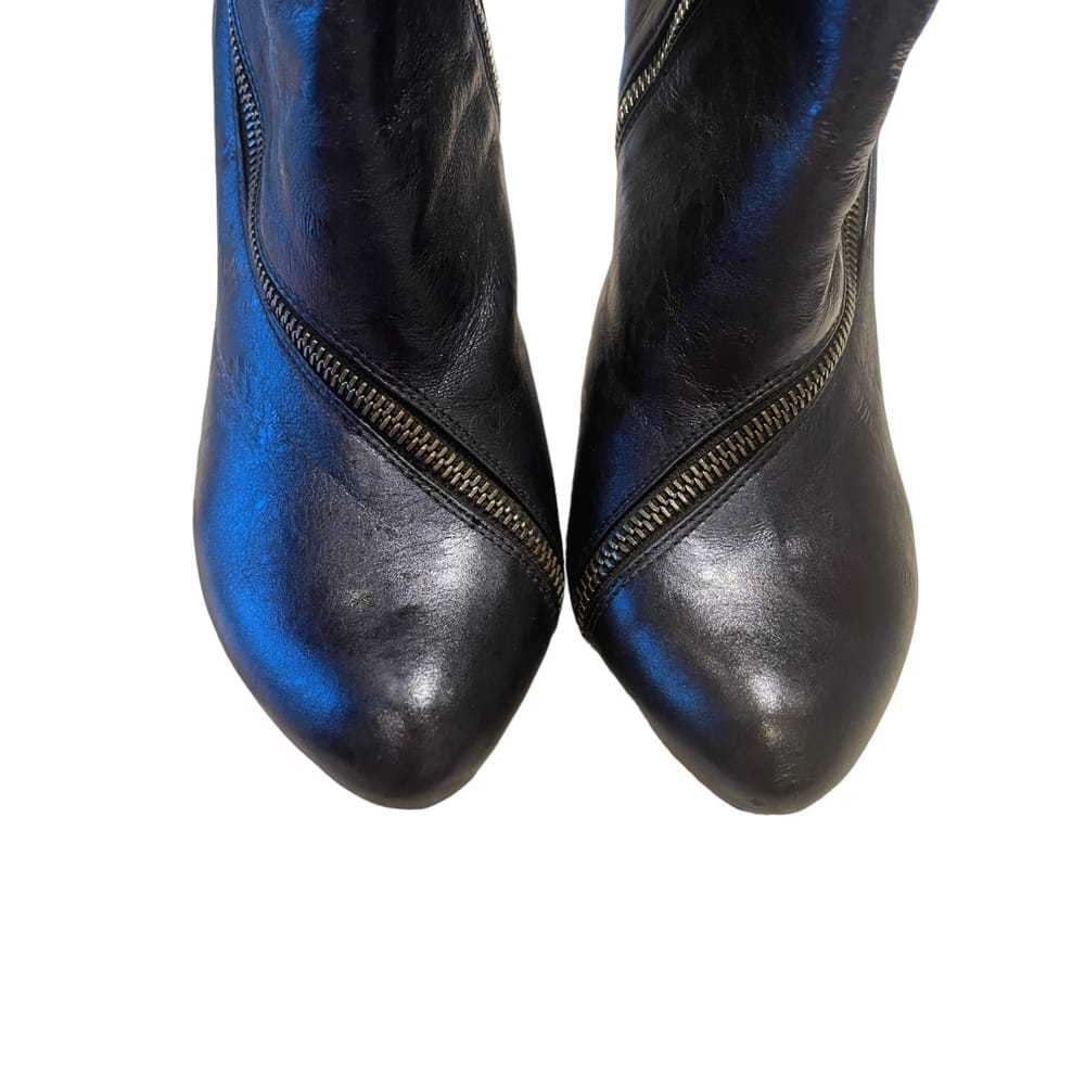 Alexander McQueen Leather boots - image 3