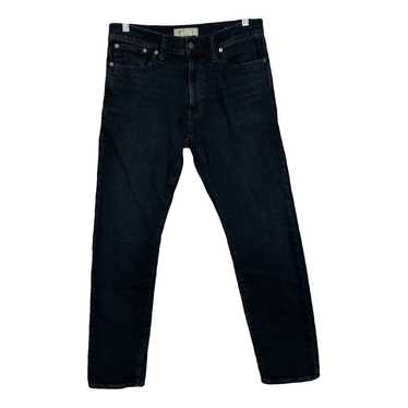 Athletic Slim Jeans in Benefield Wash