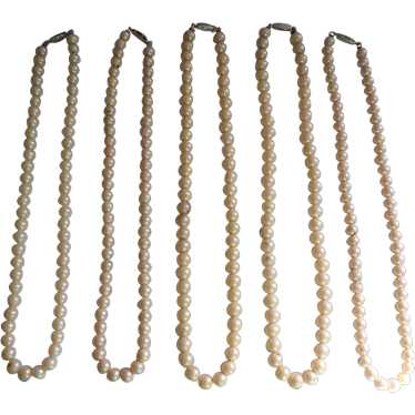 Vintage Costume Jewelry Pearl Necklaces - image 1