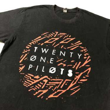 Band Tees × Rare × Vintage Twenty One Pilots Tour… - image 1