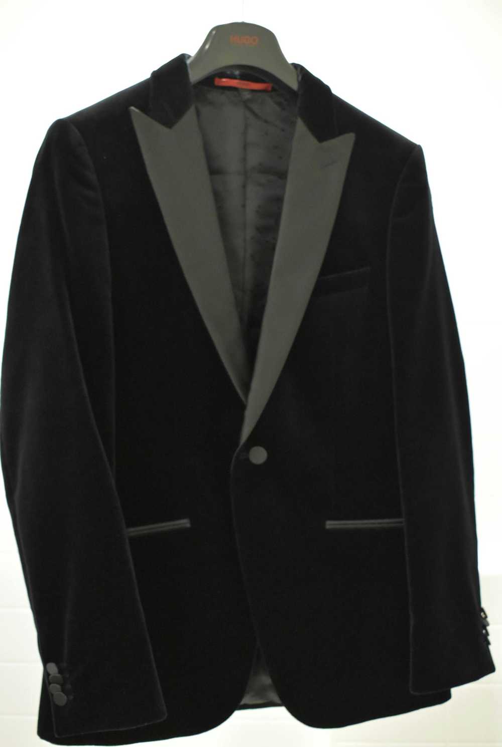 Hugo Boss Velvet Blazer - image 3